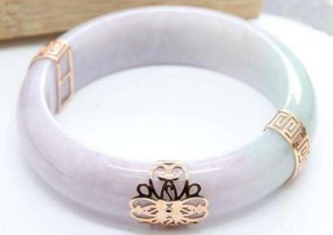 翡翠有裂纹怎么保养 裂纹可以养好吗