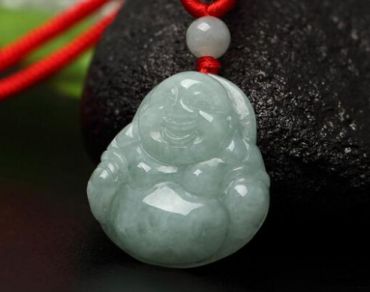 翡翠吊坠一般多少钱 翡翠a货吊坠价格