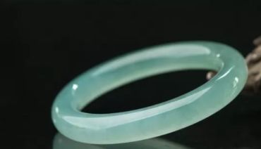 翡翠大概多少钱 翡翠最新价格表