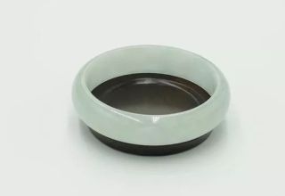 翡翠手镯的作用 翡翠手镯的作用与禁忌