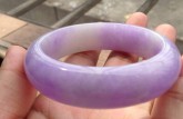 淡紫色翡翠手镯 淡紫色翡翠手镯值钱吗