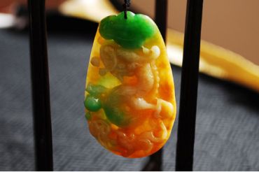 黄加绿翡翠贵吗 黄加绿翡一般的价格