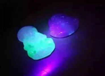 怎么看翡翠镯子是不是染色