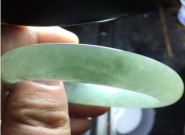 怎么看翡翠镯子是不是染色