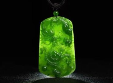 翡翠与碧玉的区别 碧玉和翡翠有什么不同