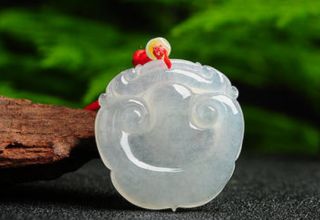 糯种白翡翠 糯种白翡翠属于什么档次的