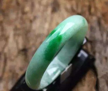 翡翠的等级  翡翠有多少个等级和种类 翡翠的等级  翡翠有多少个等级和种类