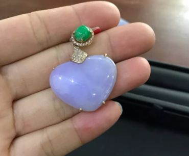 翡翠紫罗兰寓意 翡翠紫罗兰的寓意和象征 翡翠紫罗兰寓意 翡翠紫罗兰的寓意和象征