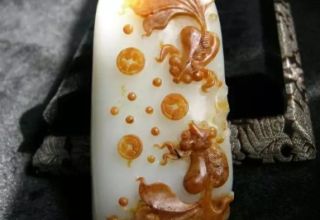 和田玉与翡翠区别 和田玉与翡翠真正的区别在哪