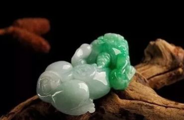 翡翠貔貅吊坠怎么开光 翡翠貔貅开光后有什么佩戴禁忌