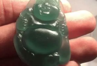 翡翠与玻璃的区别 如何辨别翡翠与玻璃