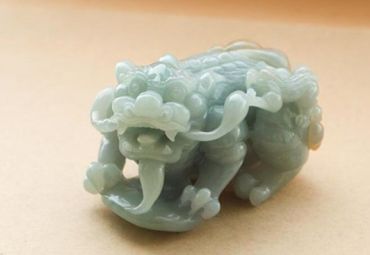 翡翠貔貅开光的正宗方法 翡翠貔貅怎么开光认主