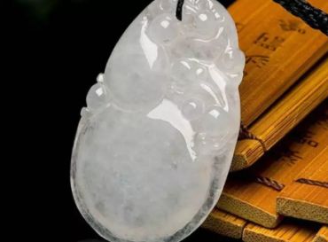 翡翠种水鉴定 翡翠的种水如何辨别好坏