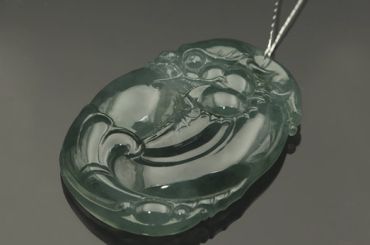 买油青种翡翠后悔了 油青种翡翠值钱吗