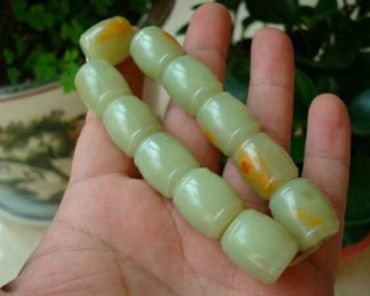 河磨玉和和田玉哪个好 河磨玉和和田玉区别 河磨玉和和田玉哪个好 河磨玉和和田玉区别