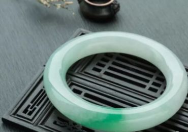 翡翠糯种鉴别 翡翠糯种怎么鉴别真假 翡翠糯种鉴别 翡翠糯种怎么鉴别真假