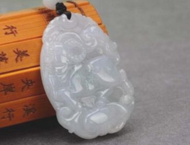 年轻人为什么不能戴玉 哪些人不适合戴玉 年轻人为什么不能戴玉 哪些人不适合戴玉
