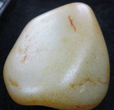 和田玉山料值钱吗 和田玉山料越大越值钱吗 和田玉山料值钱吗 和田玉山料越大越值钱吗