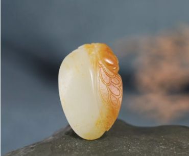 和田玉白玉籽料的价格多少钱一克