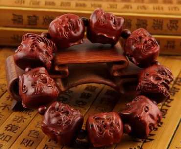 檀木手串哪种好    带“檀”字的手串种类