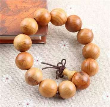 檀木手串哪种好    带“檀”字的手串种类