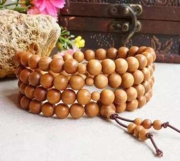 檀木手串哪种好    带“檀”字的手串种类