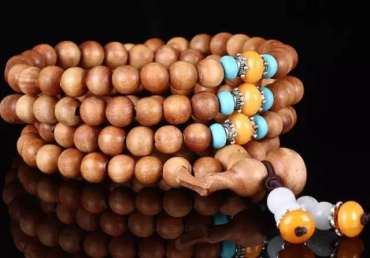 檀木手串哪种好    带“檀”字的手串种类