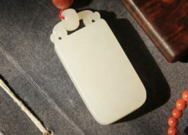 俄料玉牌一般多少钱 俄料玉牌价格图片