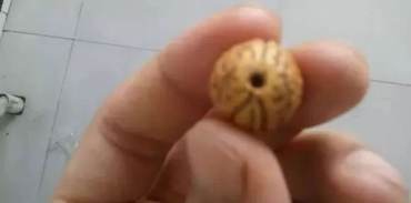 桃核手串制作过程图解  桃核手串制作过程详解