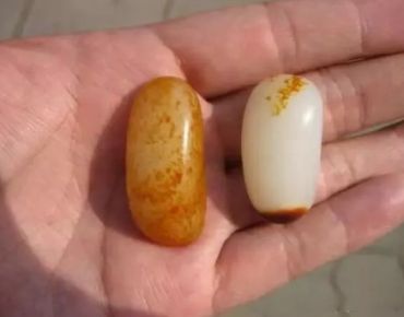 和田玉大籽料价格 和田玉籽料越大越值钱吗
