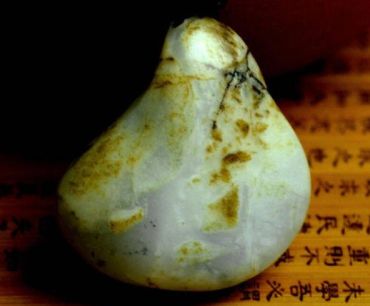 和田玉原石价格多少钱一克 和田玉原石市场价格