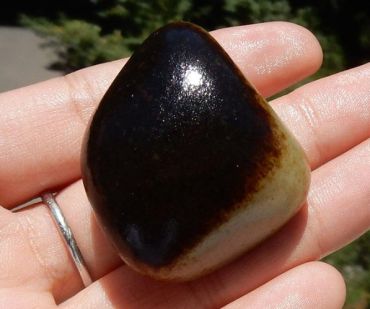 和田玉什么颜色最好 黑色玉好吗 和田玉什么颜色最好 黑色玉好吗