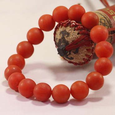 保山南红手串选购技巧   保山南红手串介绍
