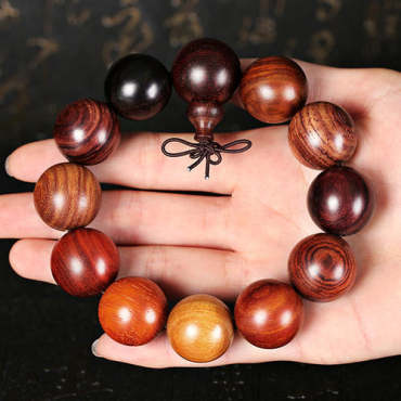 手串图片欣赏   什么品种的手串好