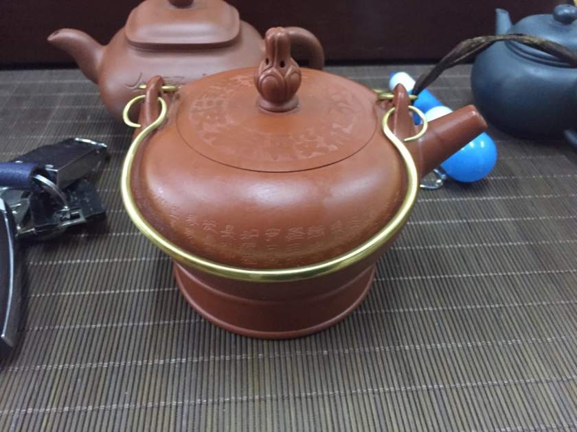 半手工紫砂壺   半手工壺值得收藏嗎？