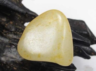 和田玉鉴别好坏 鉴别和田玉好坏的四大点