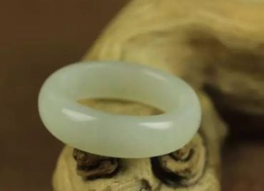 韩料和田玉好吗 韩料和田玉价格是多少 韩料和田玉好吗 韩料和田玉价格是多少