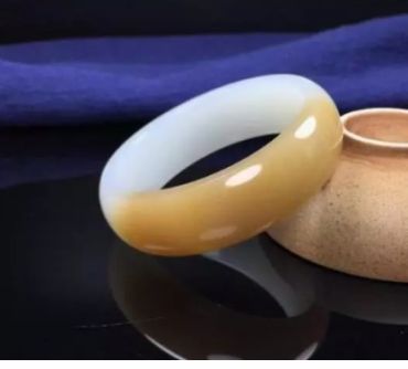 和田玉糖白玉价格 和田玉糖白玉价格一般是多少 和田玉糖白玉价格 和田玉糖白玉价格一般是多少