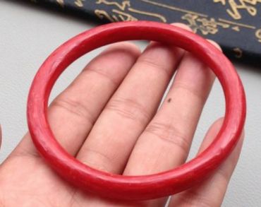 拼接红珊瑚手镯价位 拼接红珊瑚手镯是什么样的