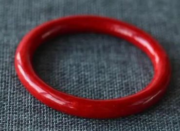 拼接红珊瑚手镯价位 拼接红珊瑚手镯是什么样的