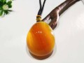 小朋友戴蜜蠟的好處 小朋友戴蜜蠟有哪些好處
