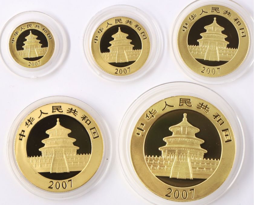 2007年熊猫金币回收价目表   2007年熊猫金币套装值多少钱