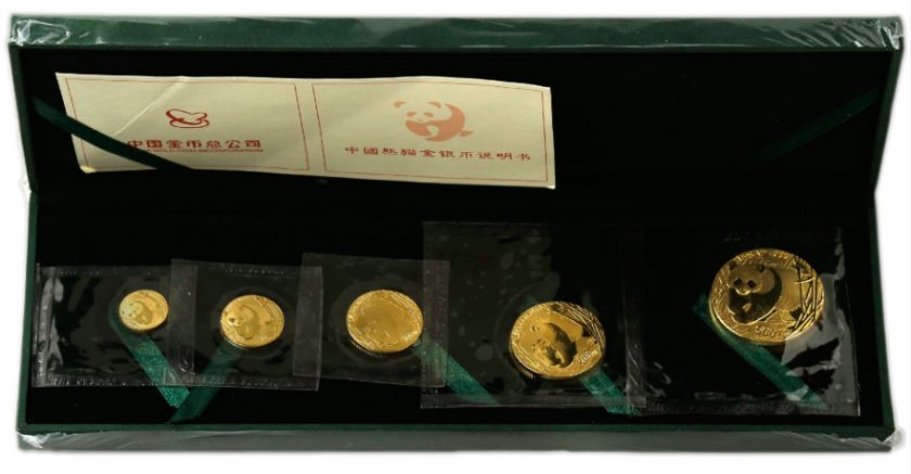 2001年熊猫金币套装回收价  2001年熊猫金币值多少钱
