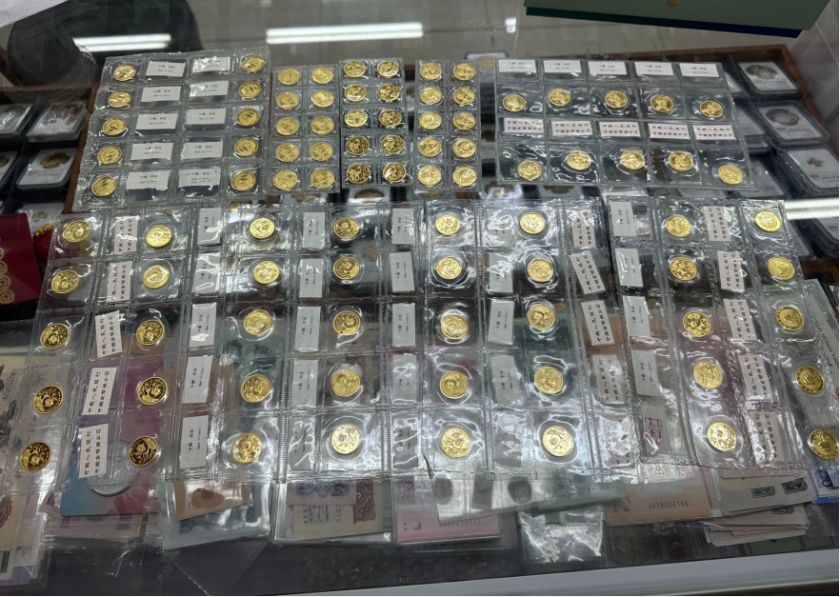 汕尾哪里回收熊猫金币  收购金银币机构渠道推荐