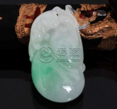 怎么判断翡翠真假 鉴别翡翠真假的三种技巧