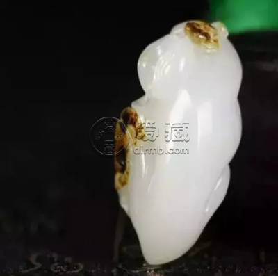 和田玉籽料带皮 和田玉籽料带皮的好还是不带皮的好