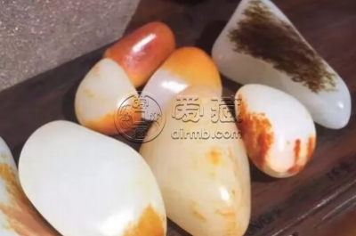 如何鉴定和田玉籽料 教你最有效的两招
