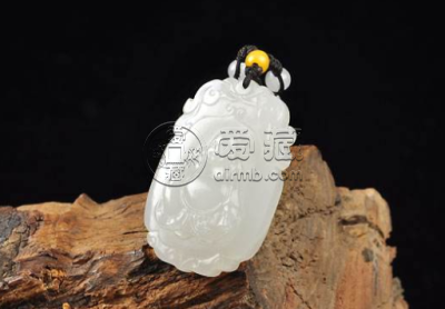 羊脂白玉值钱吗 羊脂白玉的市场价值分析