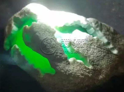 翡翠原石是什么 翡翠原石从哪来