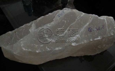 水沫玉原石图片 水沫玉原石鉴别